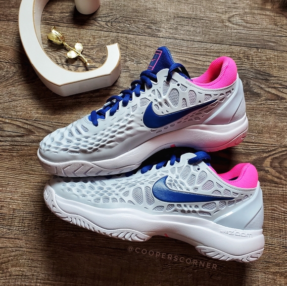 nike zoom cage glove